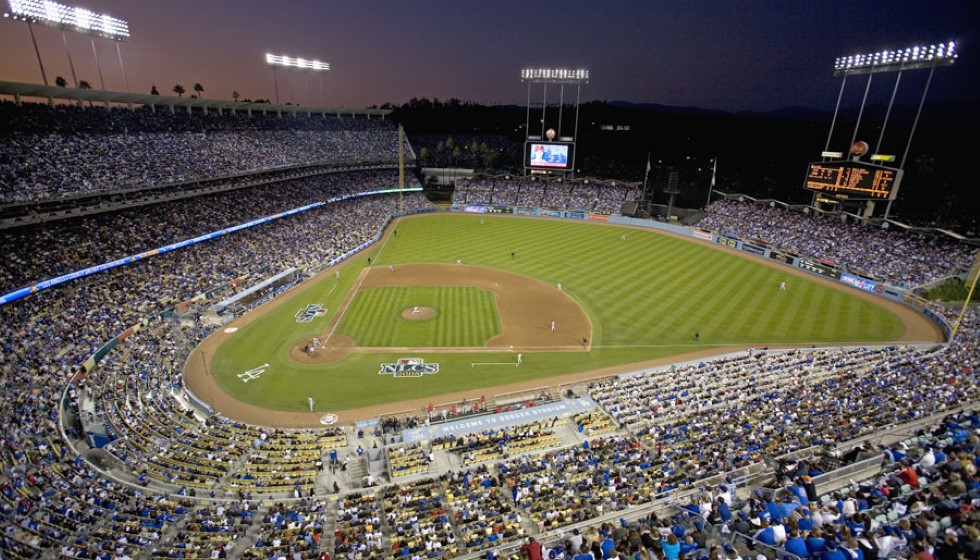 Exciting Sunday Night Matchup: Dodgers vs. Red Sox